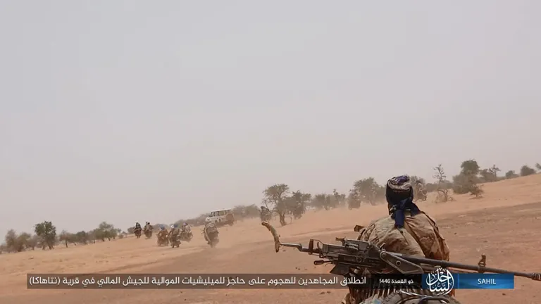 ولاية الساحل – صور: هجوم جنود الخلافة على حاجز للميليشيات الموالية للجيش المالي المرتد في في قرية (نتاهاكا) بمنطقة (غاو) في مالي